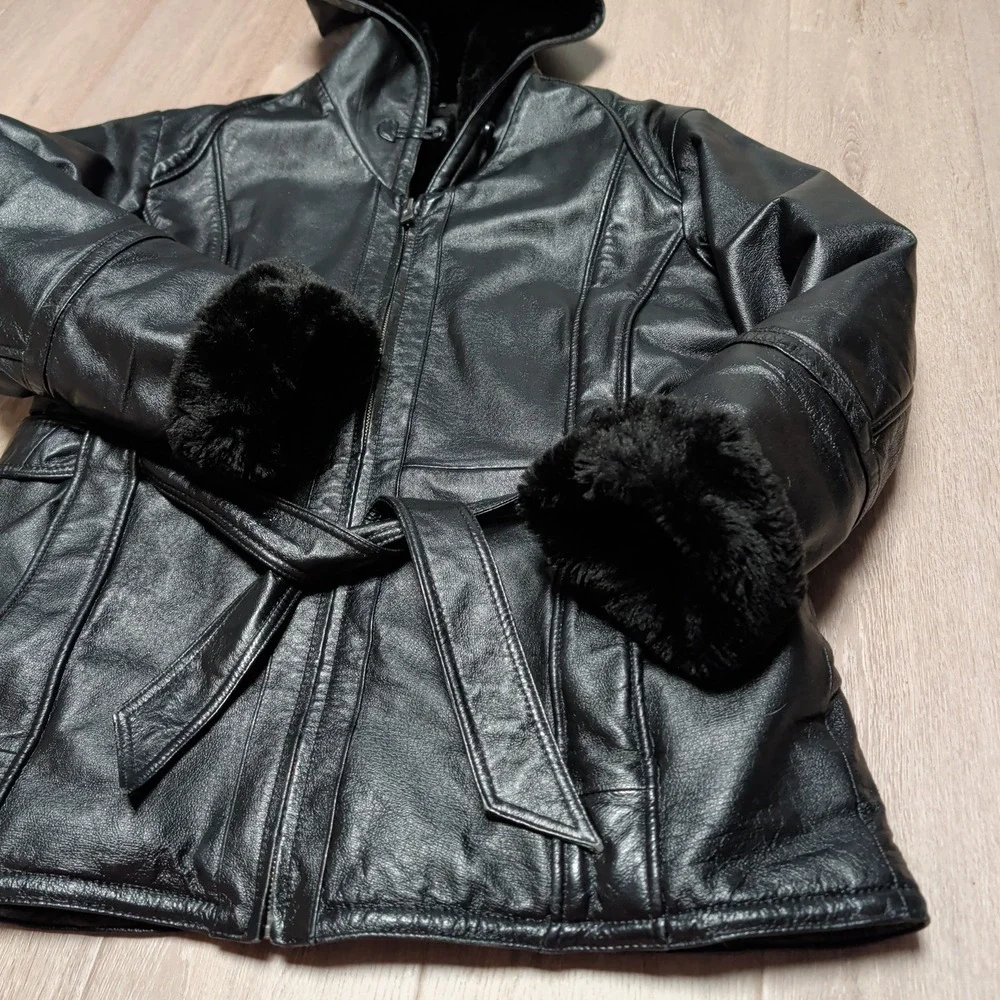 Vintage Wilsons Leather Black Hooded Jacket Faux Fur‎ Lined Belted Womens XL